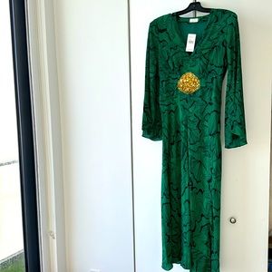 RIXO | Dresses | Nwt Rixo Green Dress Black Print Sequin Gold Embellished Xs Paisley | Poshmark RIXO | Dresses | Nwt Rixo Green Dress Black Print Sequin Gold Embellished Xs Paisley | Poshmark